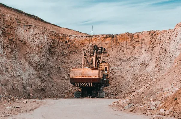 MINERAÇÃO E TRATAMENTO DE ÁGUA